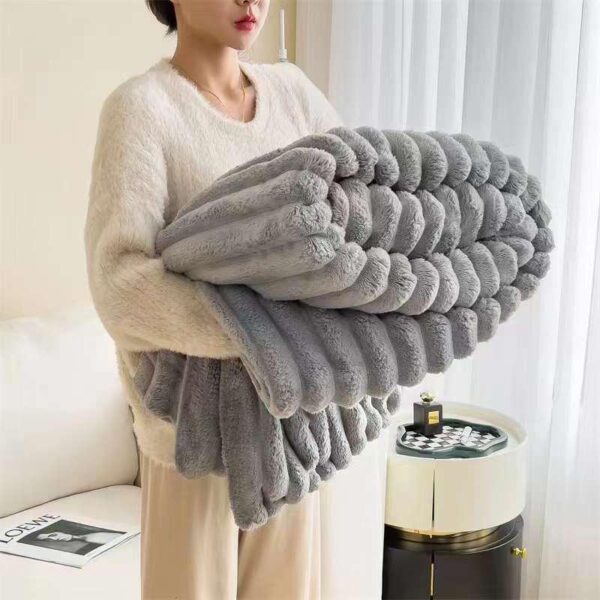 Grey Fluffy Blanket Premium Quality Wool Material